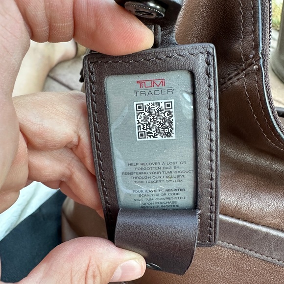 Tumi shoulder bag - Picture 4 of 16